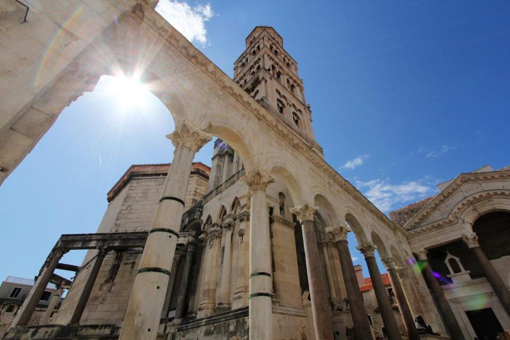 City Center Apartment Soldic Split Bagian luar foto