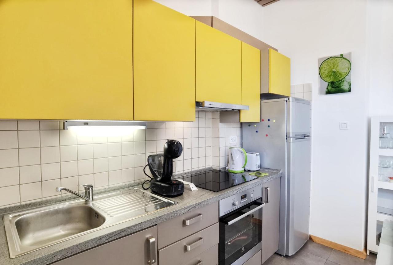City Center Apartment Soldic Split Bagian luar foto