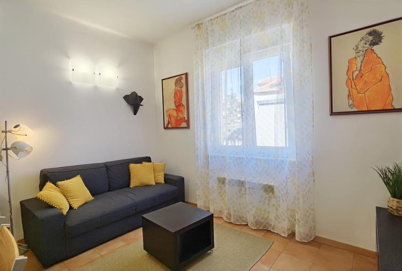 City Center Apartment Soldic Split Bagian luar foto
